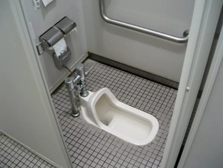 Why Your China Travel Guide is Probably 20 Years Outdated (The Toilet Edition)
