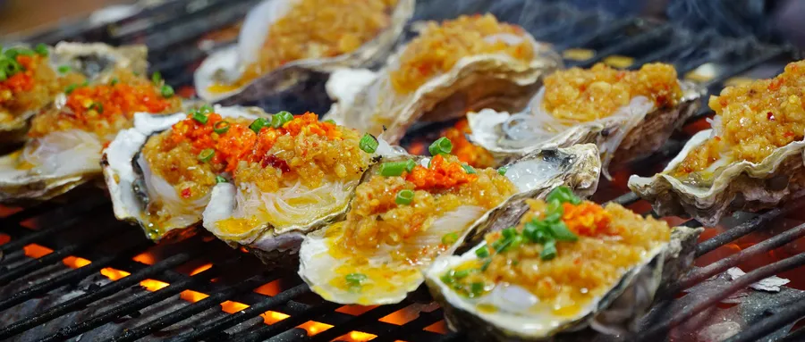 Real Hangzhou night market scene